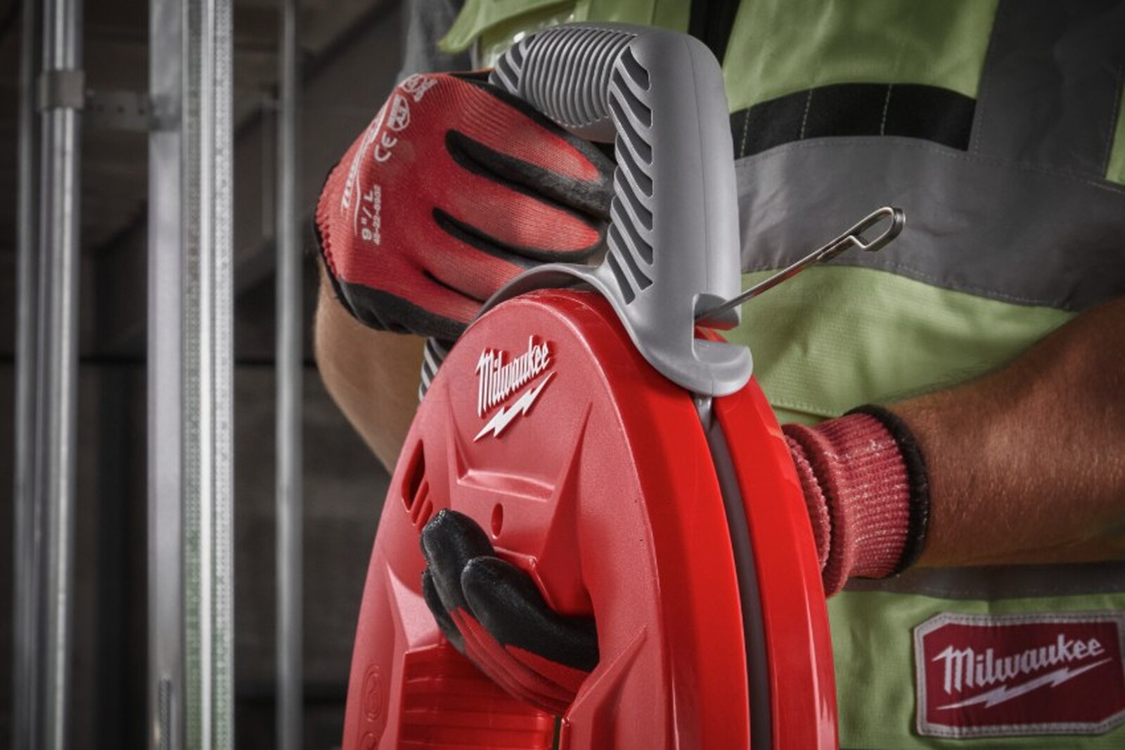 Kaablikerimistross Milwaukee 15 m, terasest 2